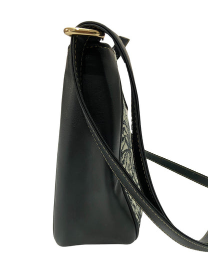 Artisan Weave Sling Bag - Vufia
