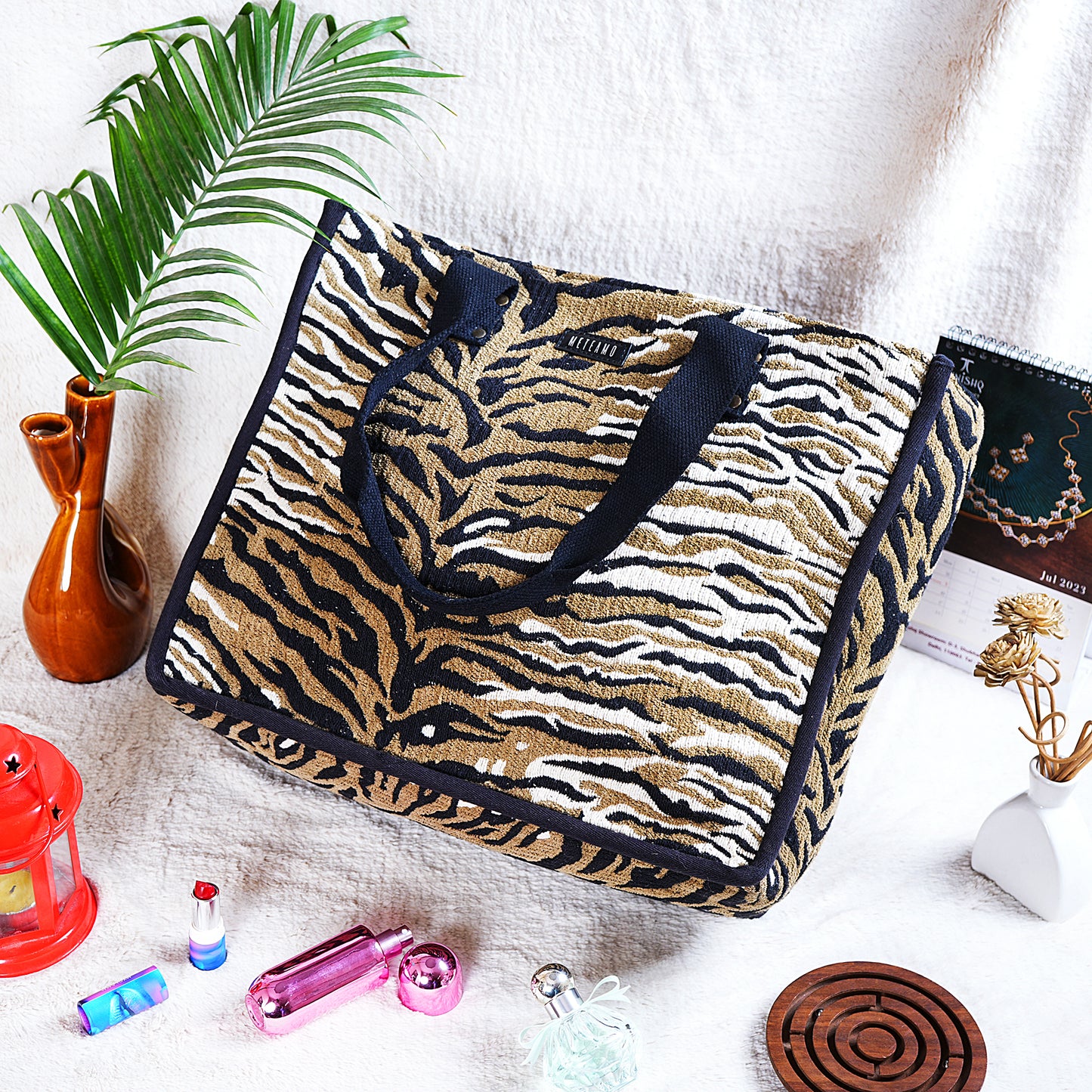 Anileo - Brown & Black Jacquard Jumbo Box Bag