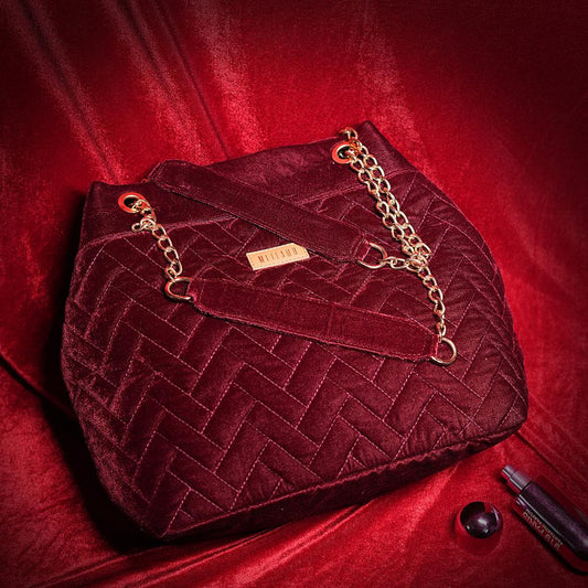 Roush- Red Velvet Party Shoulder Bag (Red, Quilted)