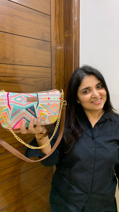 Artisan Baguette - Pink Trivia - Everyday Shoulder Bag