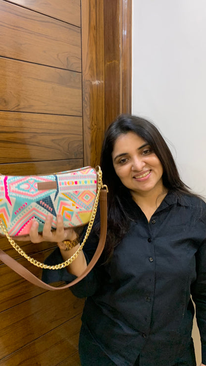 Artisan Baguette - Pink Trivia - Everyday Shoulder Bag