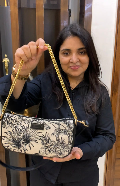 Artisan Baguette - Vufia - Everyday Shoulder Bag