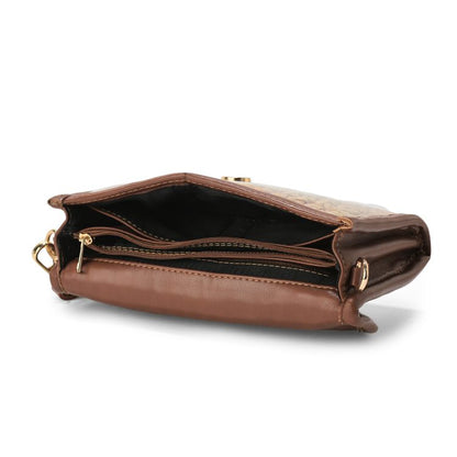 Golden Fold Raffia Flap Bag