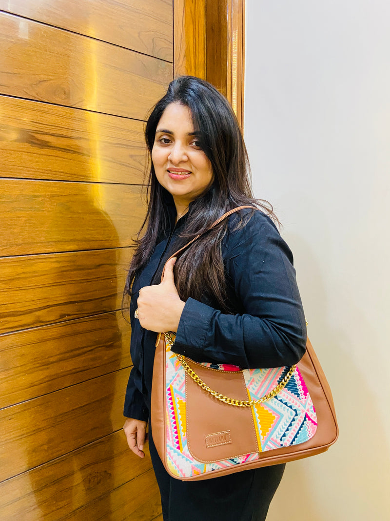 Crescent Baguette - Pink Trivia - Everyday Shoulder Bag