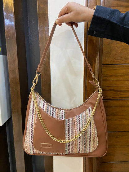 Crescent Baguette - Sand - Everyday Shoulder Bag