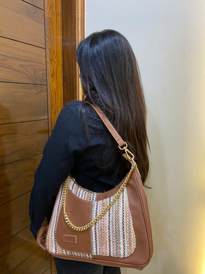 Crescent Baguette - Sand - Everyday Shoulder Bag